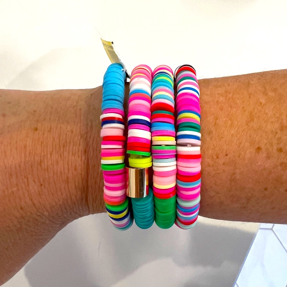 4 Bright color bracelets